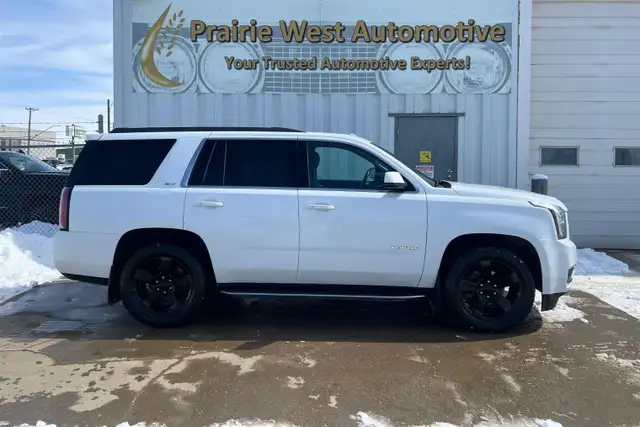 2018 GMC Yukon 4WD SLT - 7 Passenger - Photo 4
