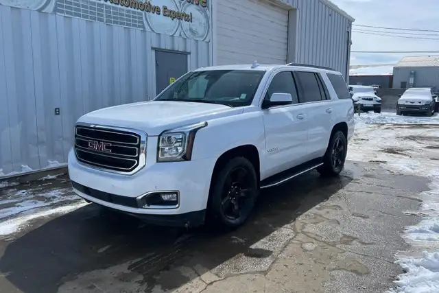 2018 GMC Yukon 4WD SLT - 7 Passenger - Photo 9