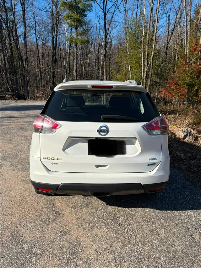 Nissan Rogue - Photo 5