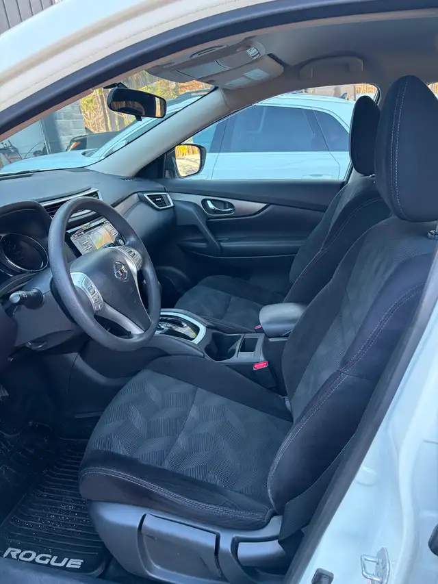 Nissan Rogue - Photo 7