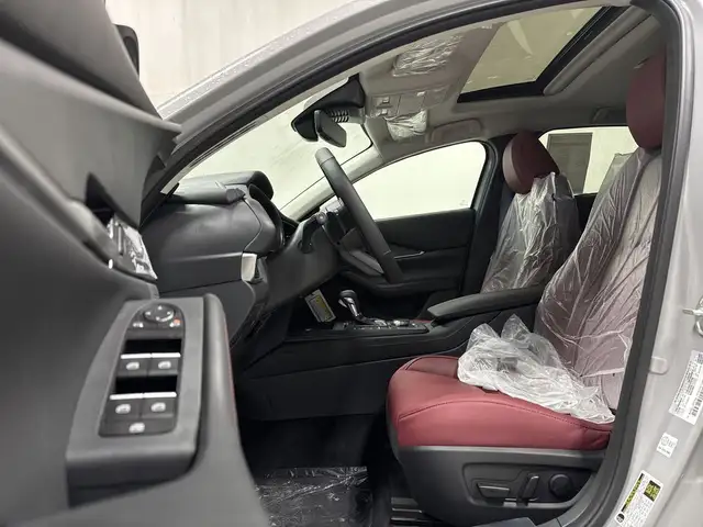 2026 Mazda CX-30 GT AWD - Photo 9