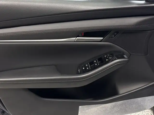 2026 Mazda3 GS - Photo 8