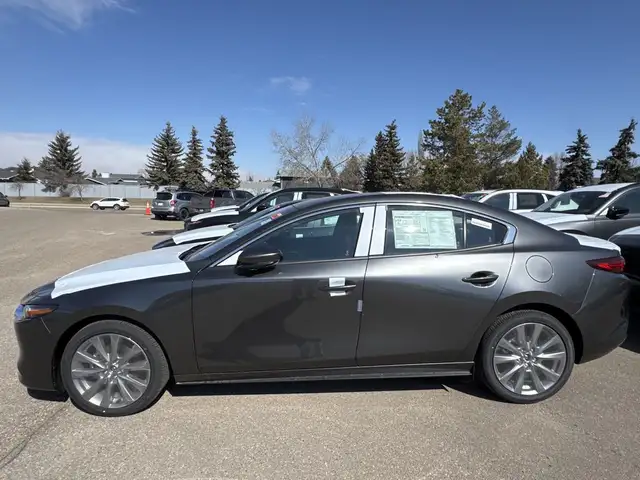 2026 Mazda Mazda3 - Photo 3