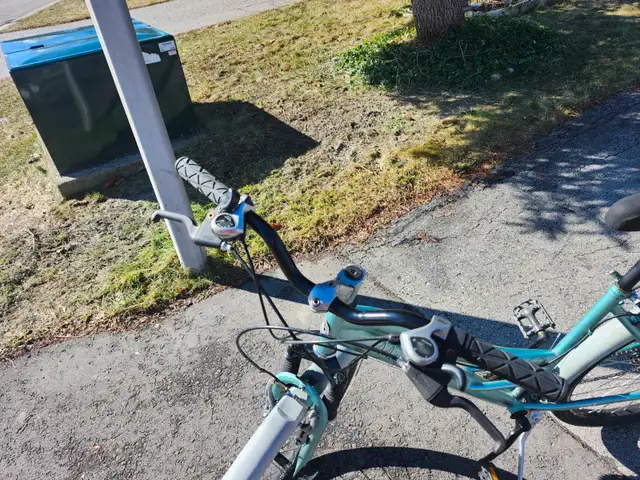 Ladies Commuter Bike For SAle - Photo 5