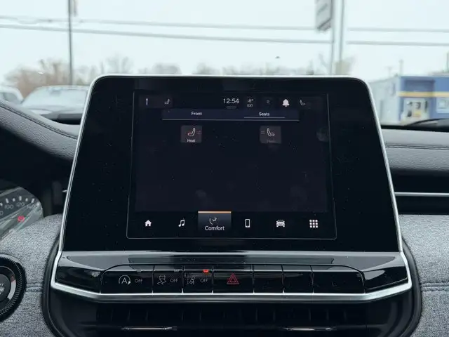 2025 Jeep Compass Sport 4x4 | 2L Turbo | Low KMs | Heated Seats - Photo 24