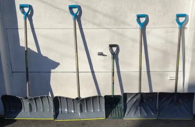 Yardworks Shovels