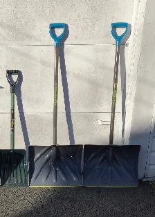 Yardworks Shovels - Photo 2