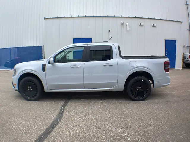 2026 Ford Maverick Lobo AWD 402A - Photo 2