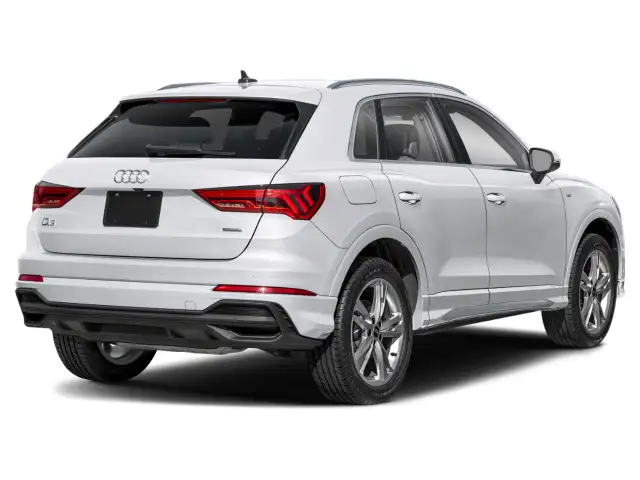 2025 Audi Q3 - Photo 2