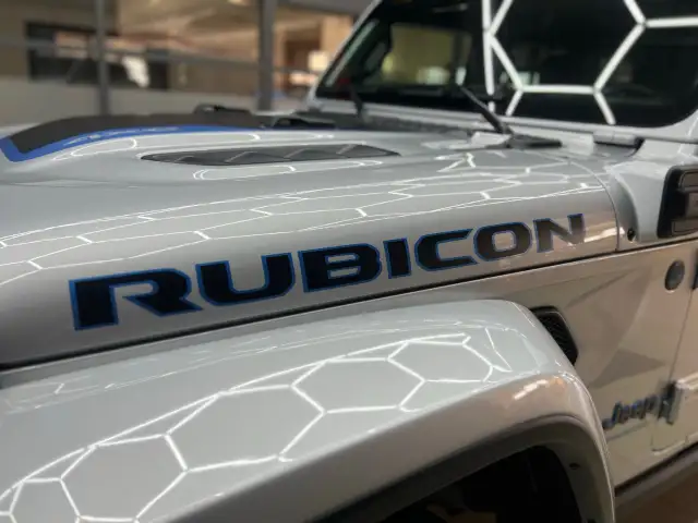 2024 Jeep Wrangler 4xe - Photo 6