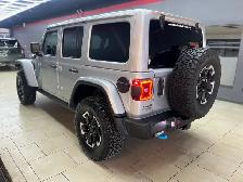2024 Jeep Wrangler 4xe - Photo 8