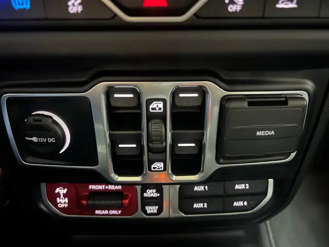 2024 Jeep Wrangler 4xe - Photo 22