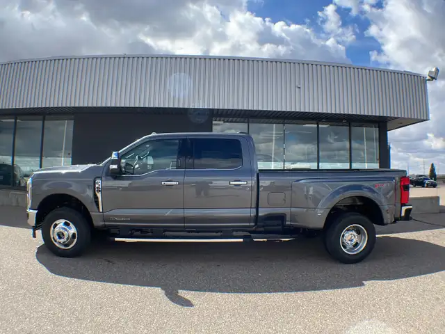 2026 Ford Super Duty F-350 Dually Lariat FX4 628A - Photo 2