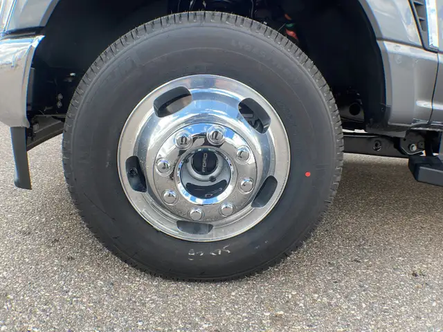 2026 Ford Super Duty F-350 Dually Lariat FX4 628A - Photo 9