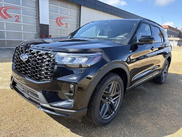 2026 Ford Explorer ST-Line 300A - Photo 2