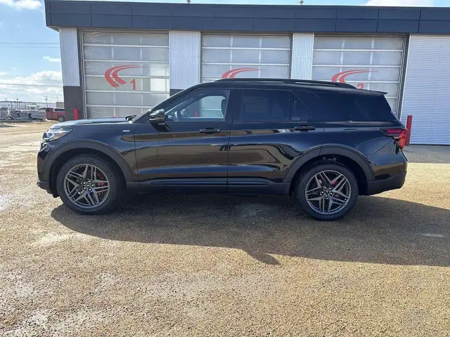 2026 Ford Explorer ST-Line 300A - Photo 4