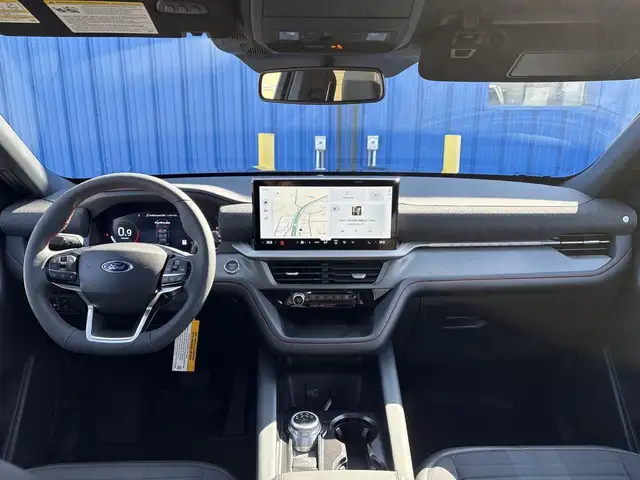 2026 Ford Explorer ST-Line 300A - Photo 23