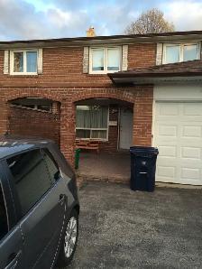 Large furnished room avail. May 1, 2026  YONG/STEELS