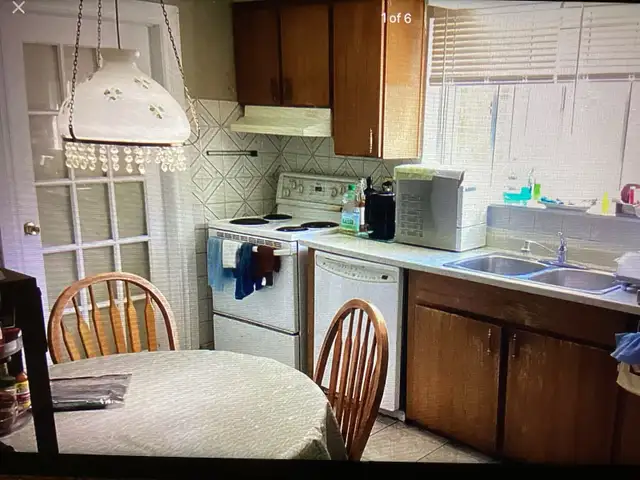 Large furnished room avail. May 1, 2026  YONG/STEELS - Photo 3