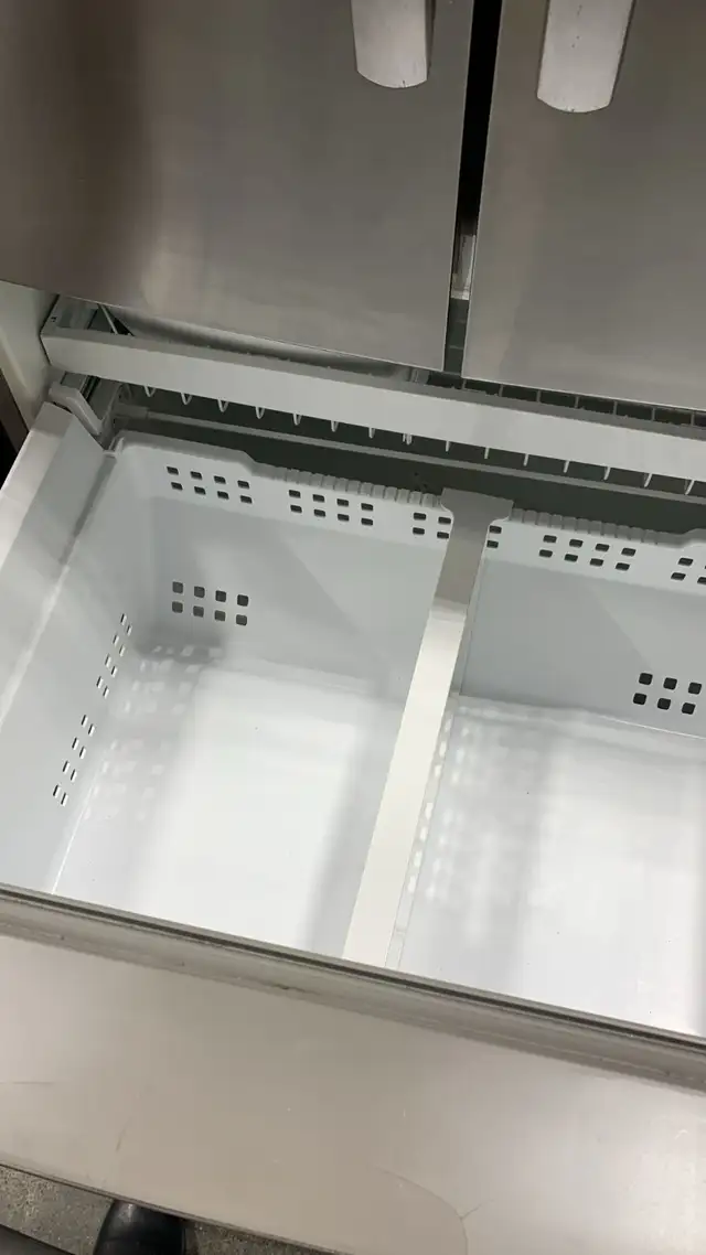 Fridge - 36 Frigidaire FFHB2750TS9 French Door - Stainless Steel - Photo 2