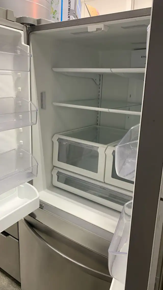 Fridge - 36 Frigidaire FFHB2750TS9 French Door - Stainless Steel - Photo 3