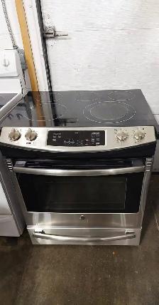 Stove - 30 GE -  Electric Range -Glass Top - SS - Used