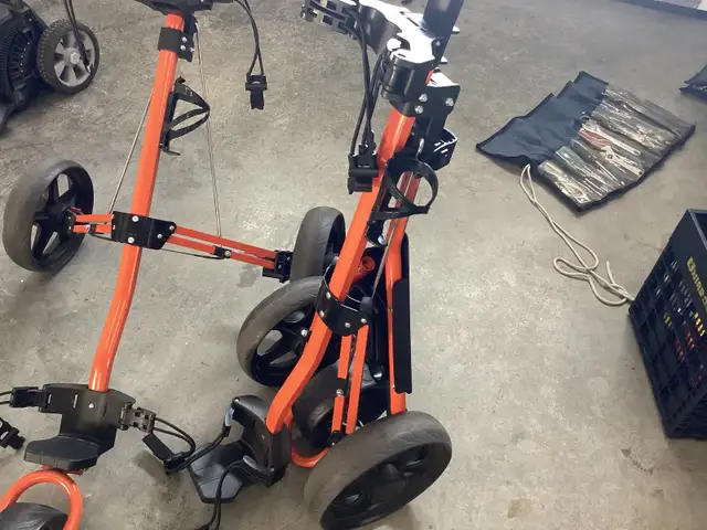 2 Chariots de Golf 3 Roues - Photo 2