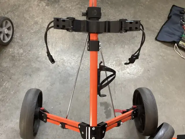 2 Chariots de Golf 3 Roues - Photo 3