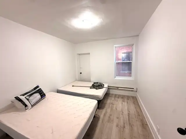 GREAT 2 BEDROOM WiTH 4 BEDS FULLY FURNISHED - Photo 4