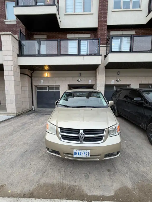 2010 dodge caravan - Photo 2