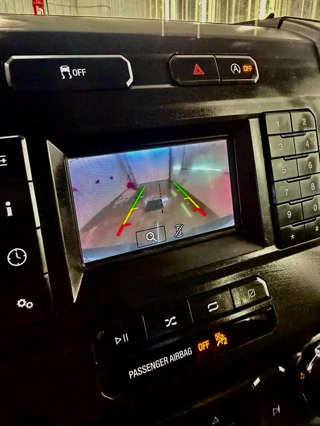 2018 Ford F-150 Supercrew 5.0L V8 Financing Available 4x4 - Photo 10