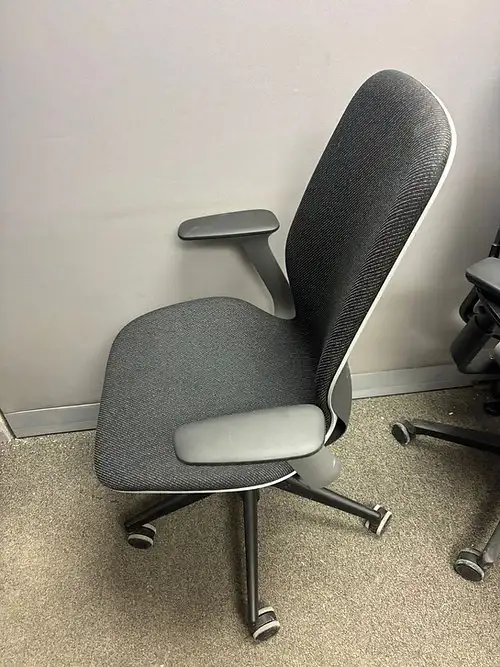 Steelcase Silq Chair! - Photo 2