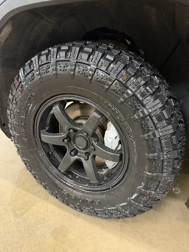 Black on Black 2019 GMC Sierra Safetied Financing Available - Photo 5