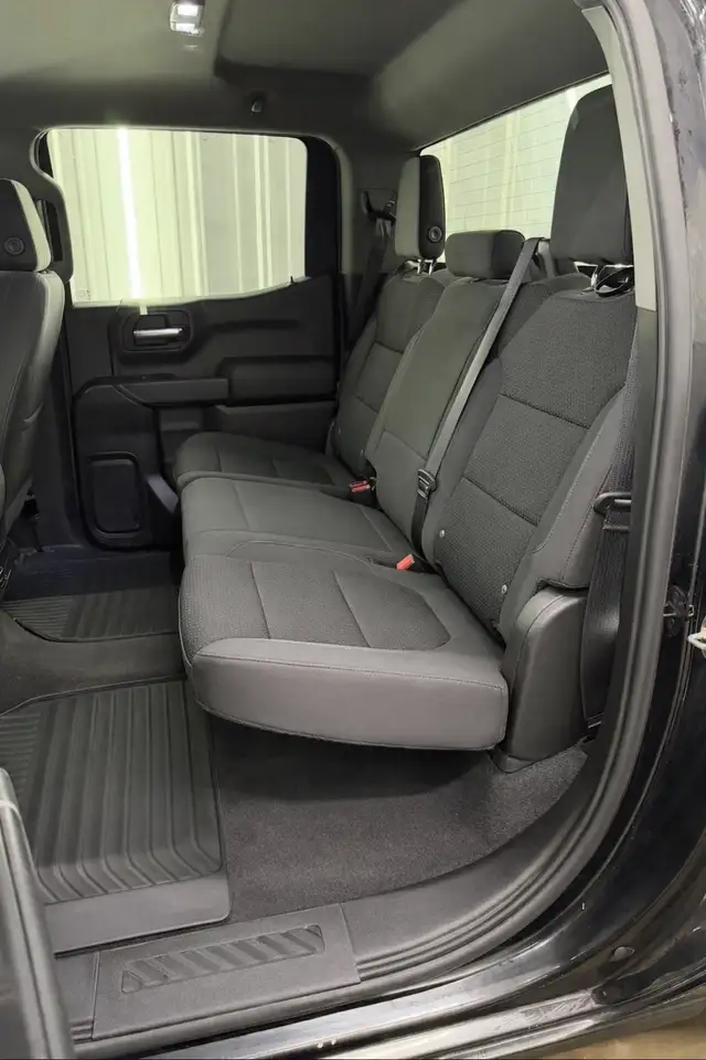 Black on Black 2019 GMC Sierra Safetied Financing Available - Photo 8