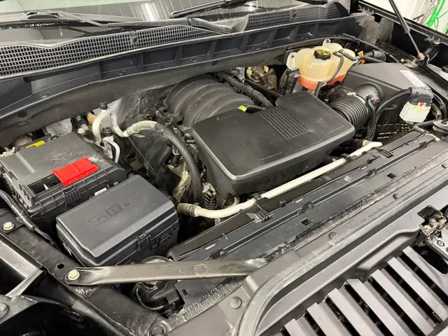 Black on Black 2019 GMC Sierra Safetied Financing Available - Photo 10