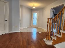 Brightand Sunny All Brick 2 Storey Family Home for rent. - Photo 7