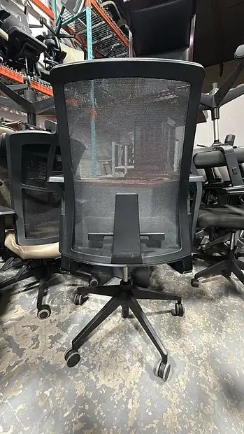 Haworth Very Task Chair! - Photo 4