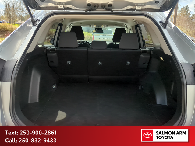 2025 Toyota RAV4 LE LE AWD, CERTIFIED, NEAR NEW BRAKES - Photo 11