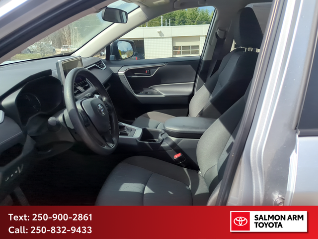 2025 Toyota RAV4 LE LE AWD, CERTIFIED, NEAR NEW BRAKES - Photo 12