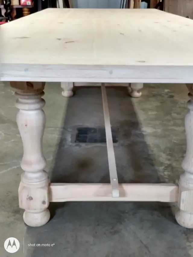 STUNNING NEW OAK TABLE 8FT X 43' & 2' THICK LOUIS XIII STYLE - Photo 2