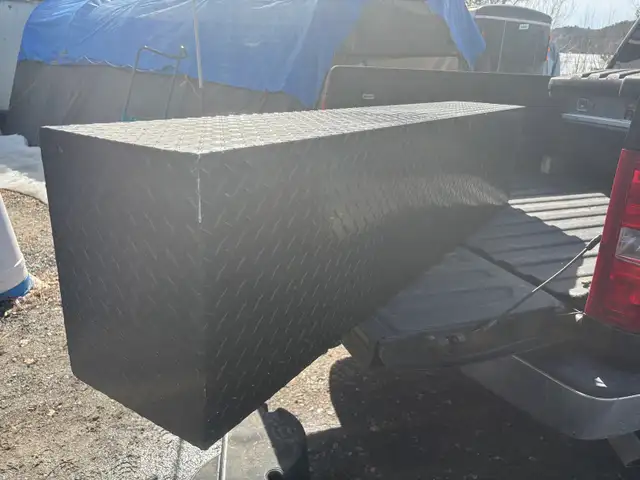 Challenger Deflecta Aluminum Shield - Photo 3