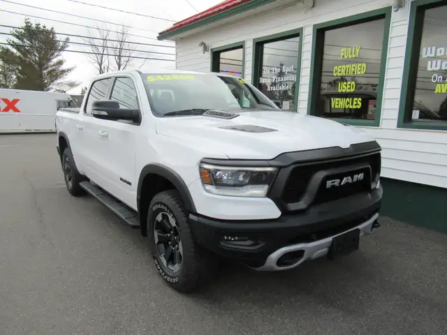 2020 Ram 1500 Rebel 4X4 HEMI | Panoramic Sunroof | LOADED | New