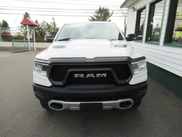 2020 Ram 1500 Rebel 4X4 HEMI | Panoramic Sunroof | LOADED | New - Photo 3