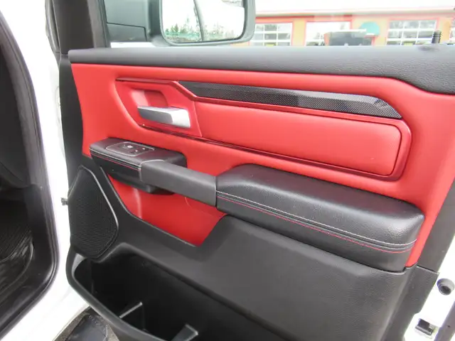 2020 Ram 1500 Rebel 4X4 HEMI | Panoramic Sunroof | LOADED | New - Photo 11