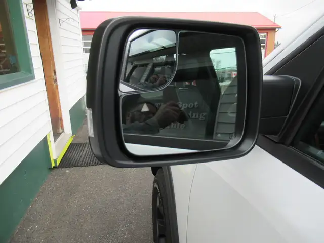 2020 Ram 1500 Rebel 4X4 HEMI | Panoramic Sunroof | LOADED | New - Photo 17