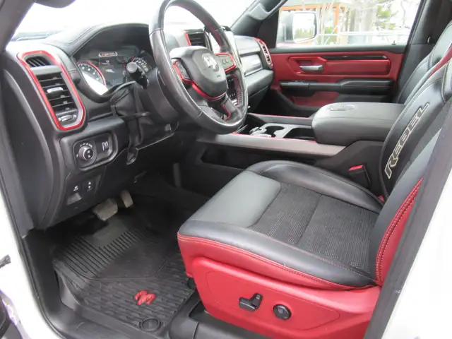 2020 Ram 1500 Rebel 4X4 HEMI | Panoramic Sunroof | LOADED | New - Photo 18