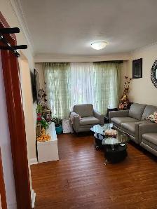 House for Rent (Main Floor) Kennedy Station - Photo 3