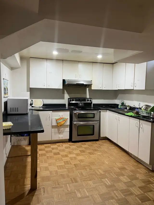 Room available for girls - Photo 6