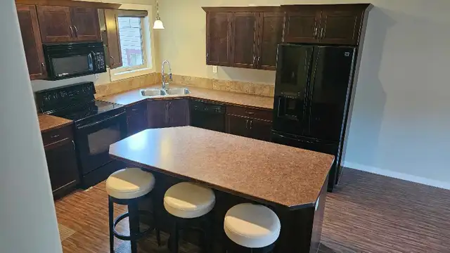 Red Deer Town House - Photo 5