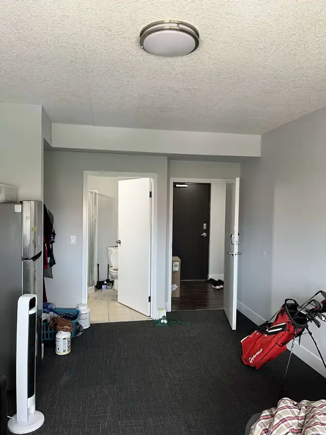 Student room sublet at University of  Waterloo/Wilfrid Laurier U - Photo 2